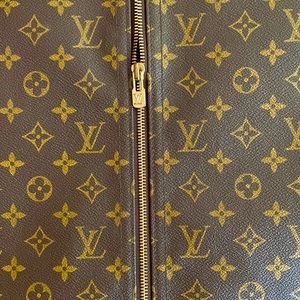 🔥RARE VINTAGE LOUIS VUITTON MONOGRAM 59’ GARMENT BAG IN EXCELLENT CONDITION🔥